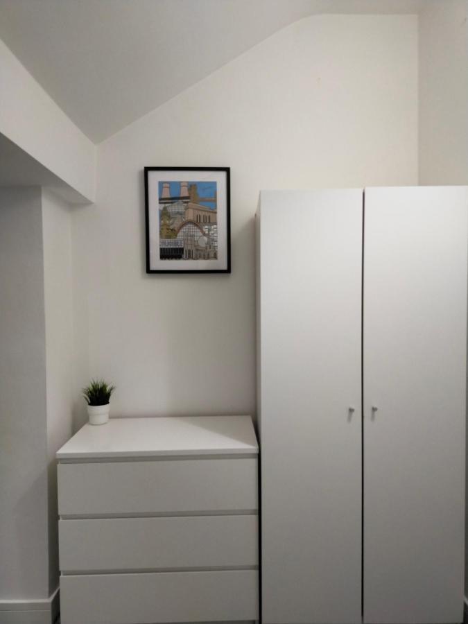4 Bed Entire House - Heart Of The City - Near Sufc Шефилд Екстериор снимка