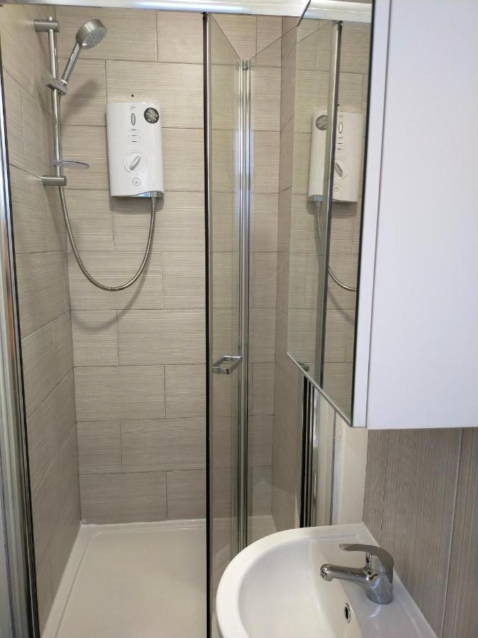 4 Bed Entire House - Heart Of The City - Near Sufc Шефилд Екстериор снимка