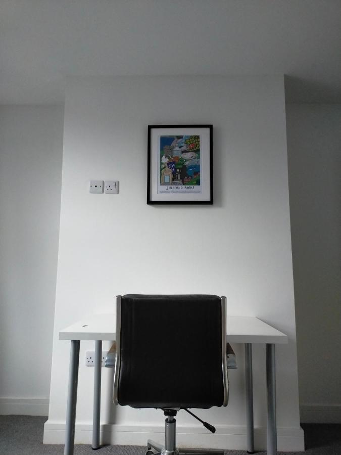 4 Bed Entire House - Heart Of The City - Near Sufc Шефилд Екстериор снимка