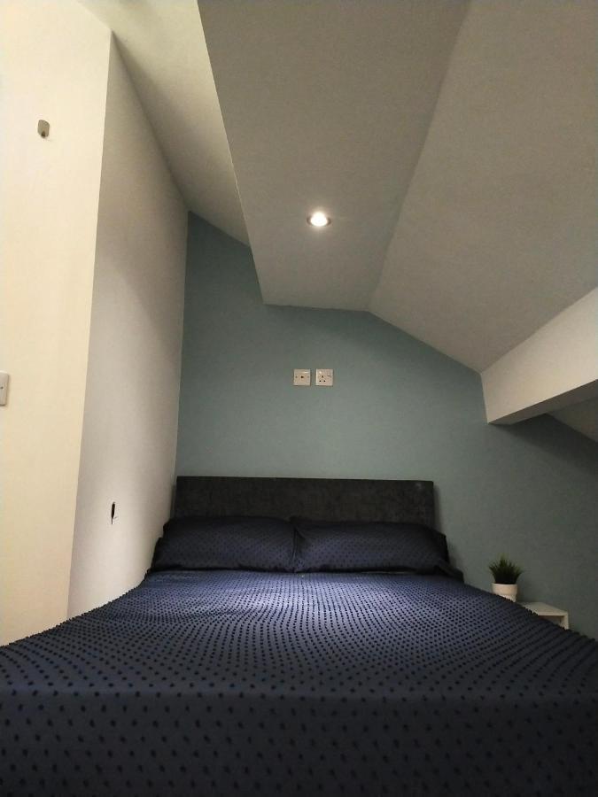 4 Bed Entire House - Heart Of The City - Near Sufc Шефилд Екстериор снимка