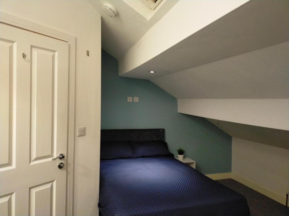 4 Bed Entire House - Heart Of The City - Near Sufc Шефилд Екстериор снимка