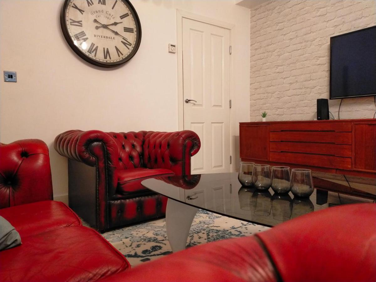 4 Bed Entire House - Heart Of The City - Near Sufc Шефилд Екстериор снимка